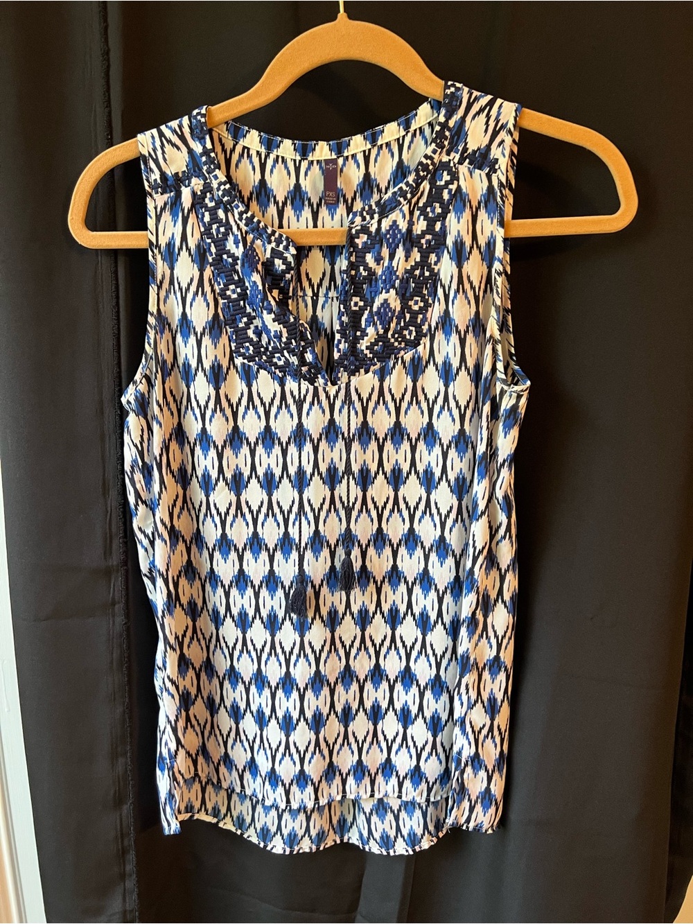 NYDJ Blue and White Patterned Embroidered Neckline Camisole